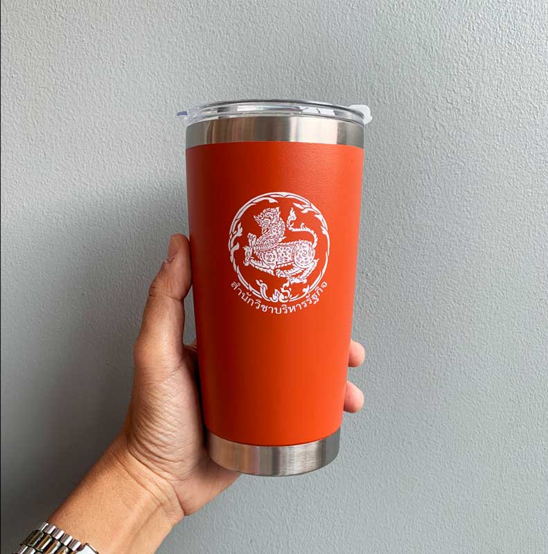 แก้วน้ำ Tumbler 20 Oz เก็บความเย็นพิมพ์สัญลักษณ์ โลโก้