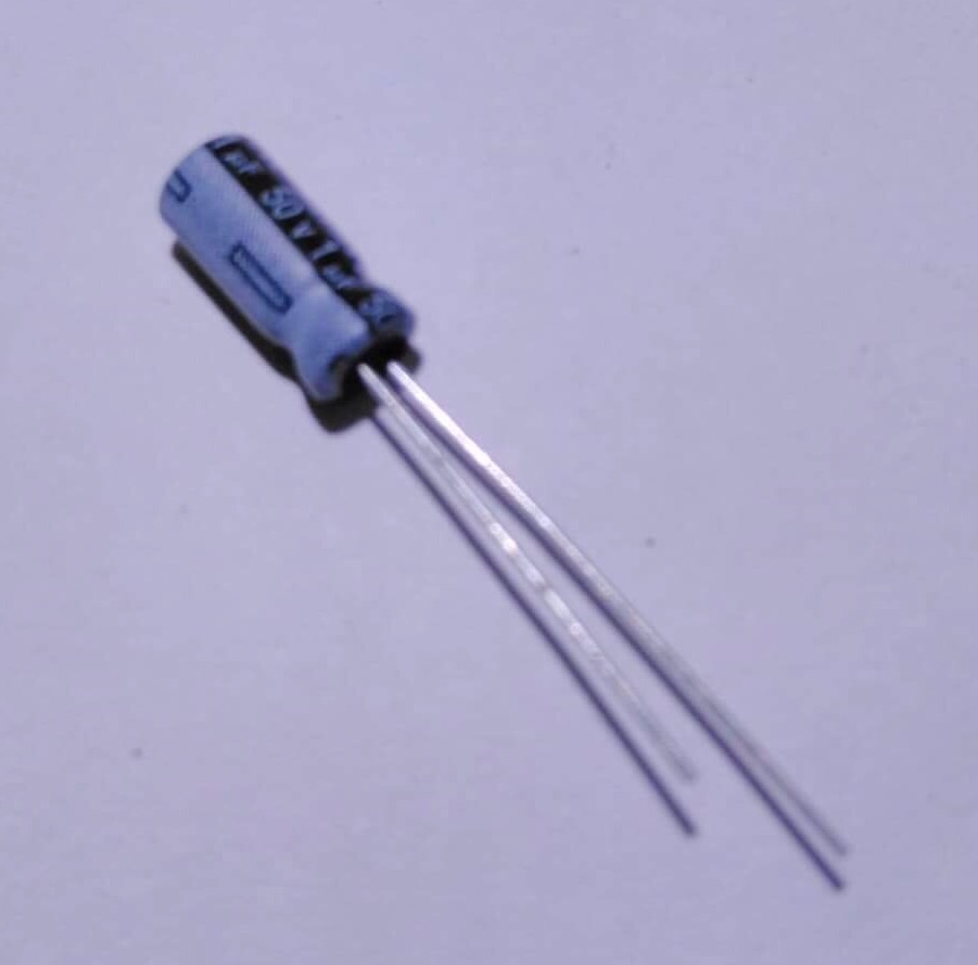 ตัวเก็บประจุ Capacitor 1uF 50V จำนวน 5 ชิ้น