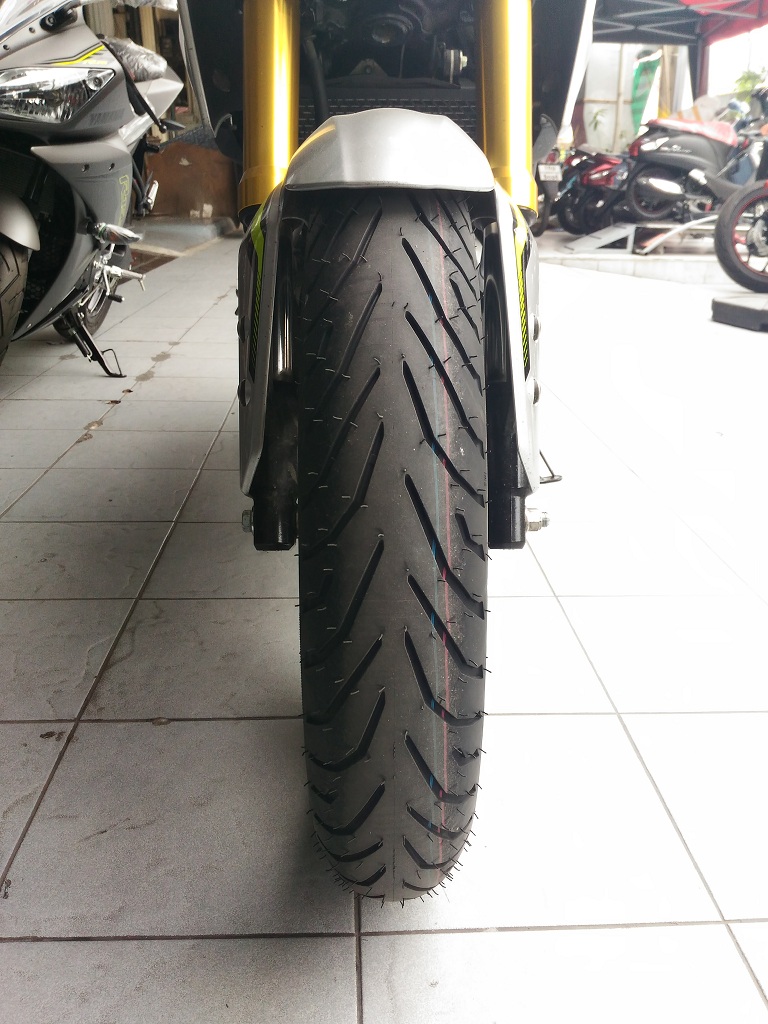 รุ่น Pirelli Angle City 150/60-17