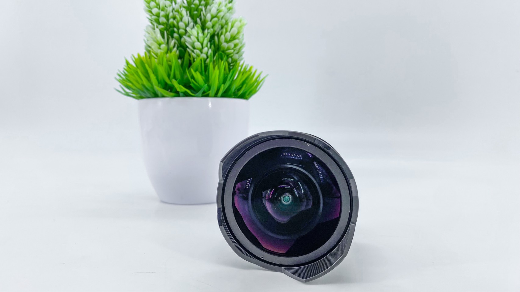 Lens Fisheye 7.5 mm f2.8