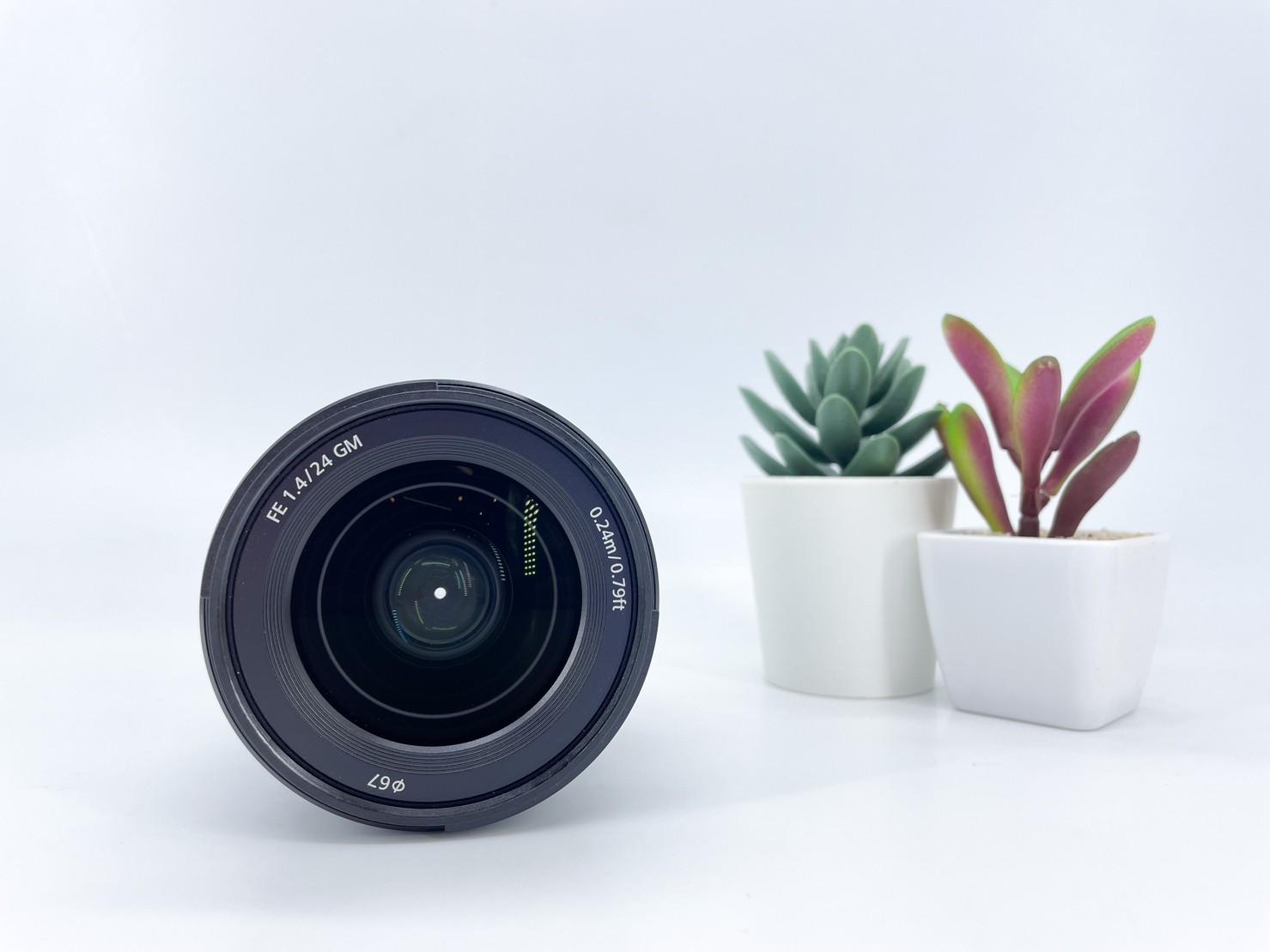 Sony Lens FE 24mm F1.4 GM