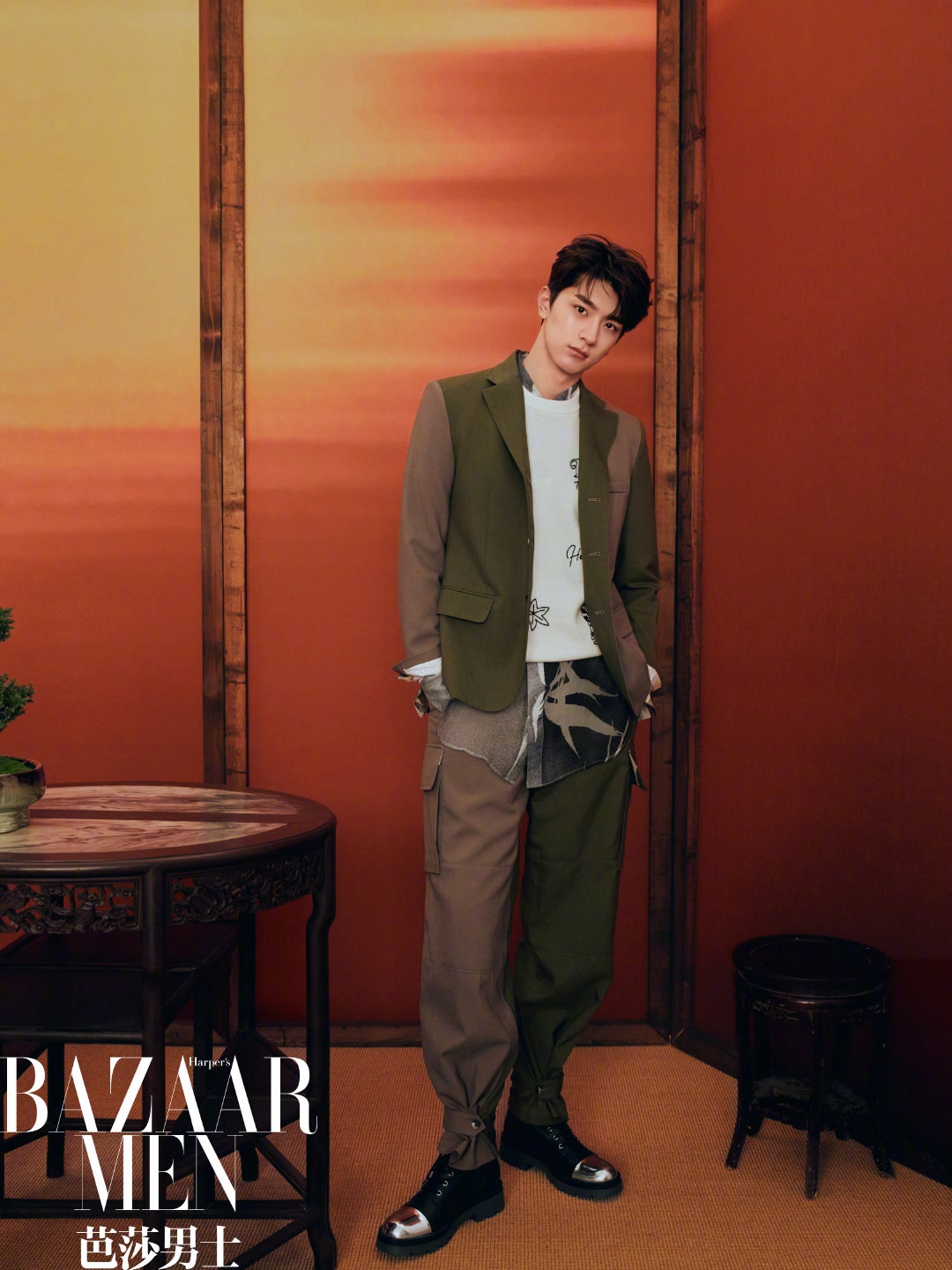 Pre - นิตยสาร Harper’s Bazaar Men หลินอี 2022 LinYi