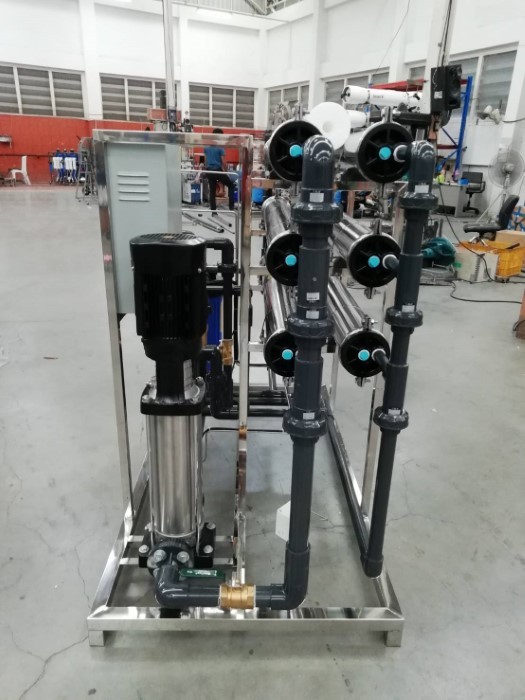 เครื่องผลิตน้ำอาร์โอ (RO) อุตสาหกรรม กำลังการผลิต 36Q*สอบถามราคารบกวนทักไลน์บริษัทเท่านั้นค่ะ*