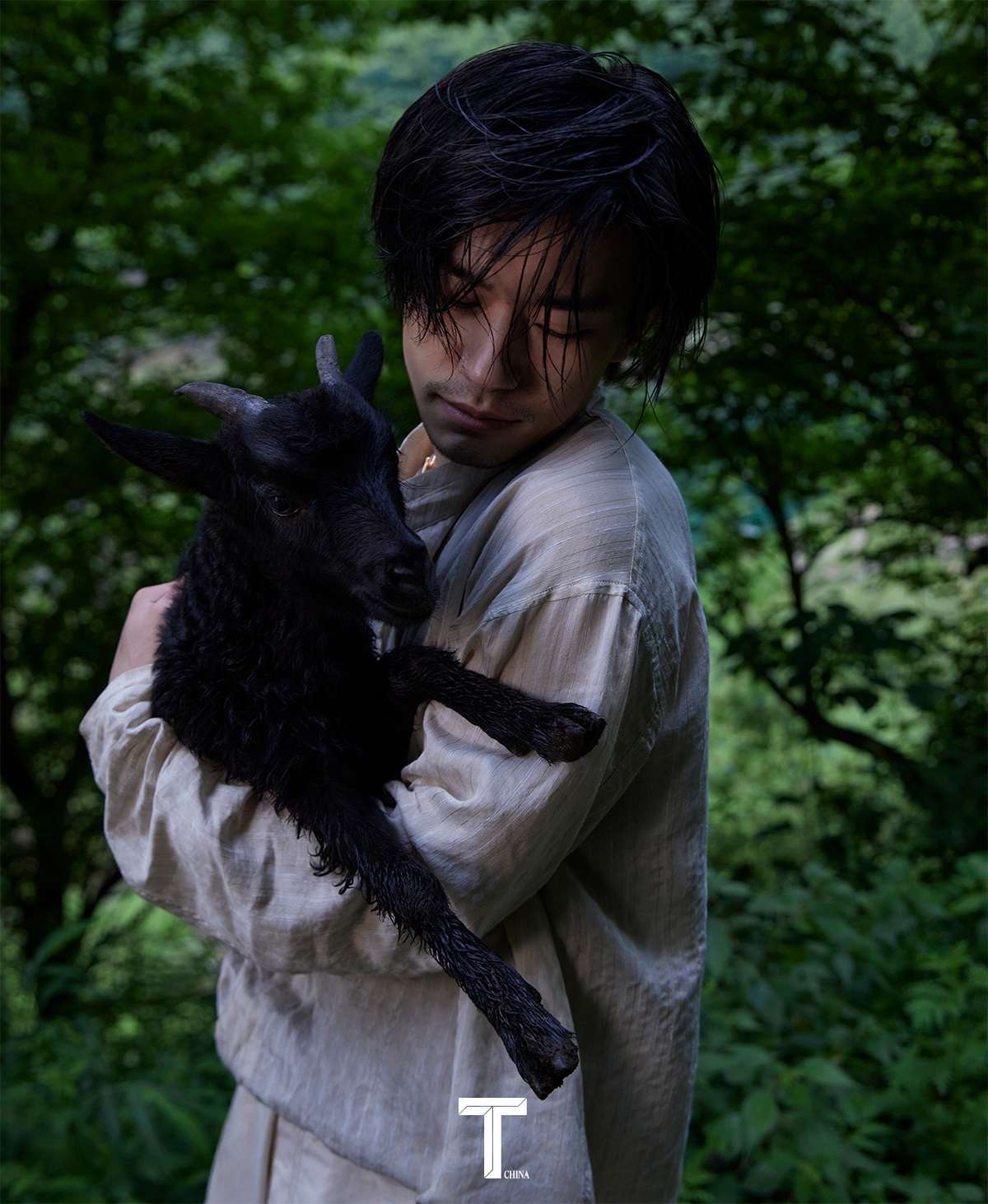 Pre - นิตยสาร T Magazine YiYangQianXi แจ็กสันหยี 2022