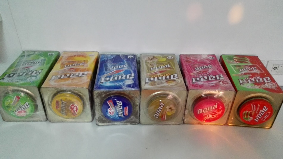 กระป่องลูอมฮอลล์ 6 ใบ 6 สี