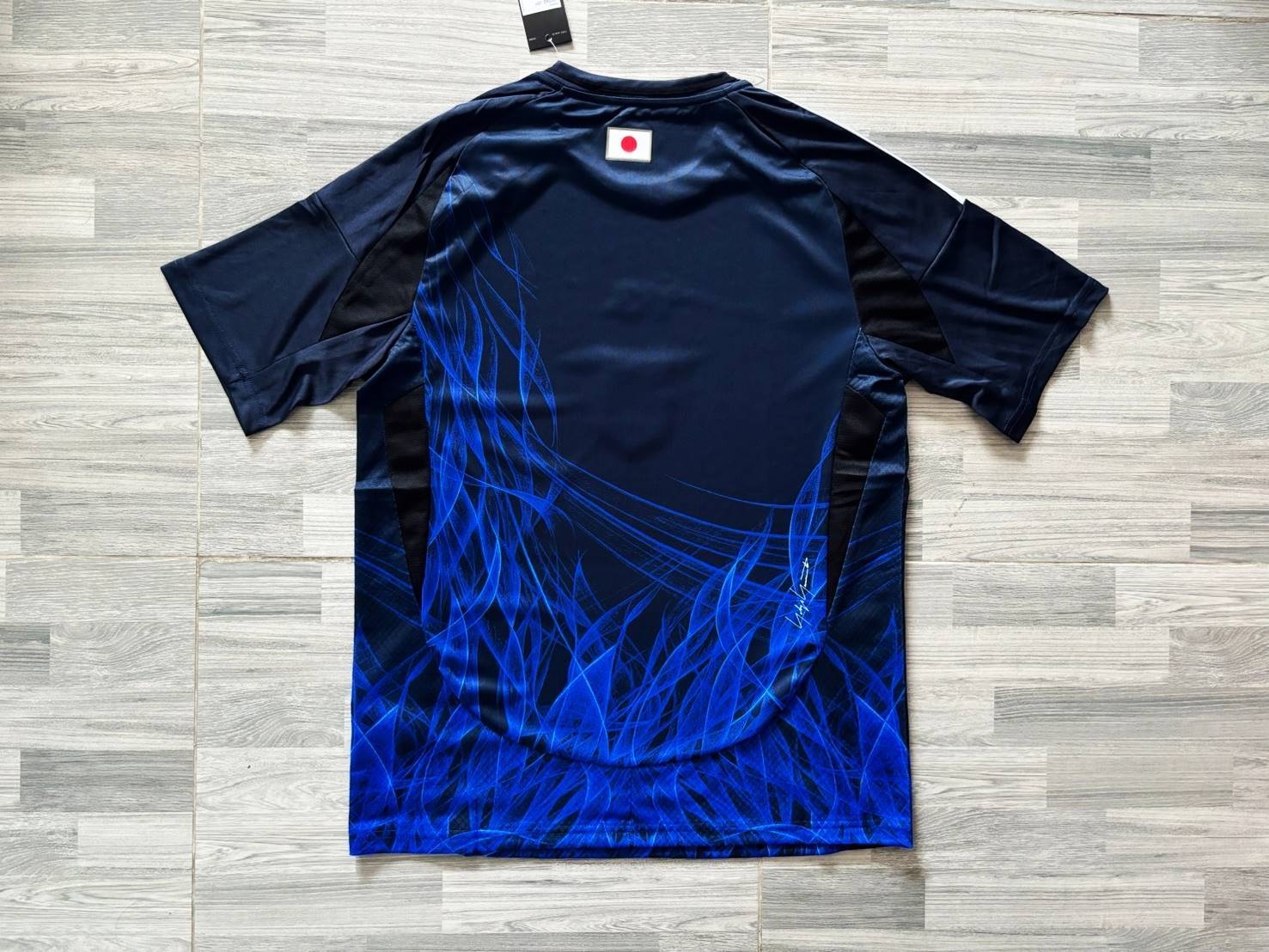 เสื้อฟุตบอล ญี่ปุ่น Y3 เกรดแฟนบอล 2024