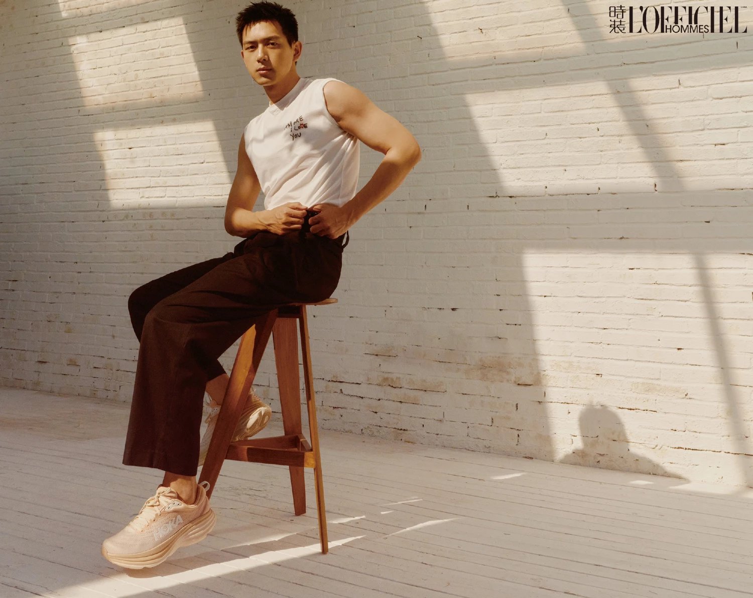 Pre - นิตยสาร L'OFFICIEL HOMMES หลี่เซี่ยน LiXian 2023 +โปสเตอร์