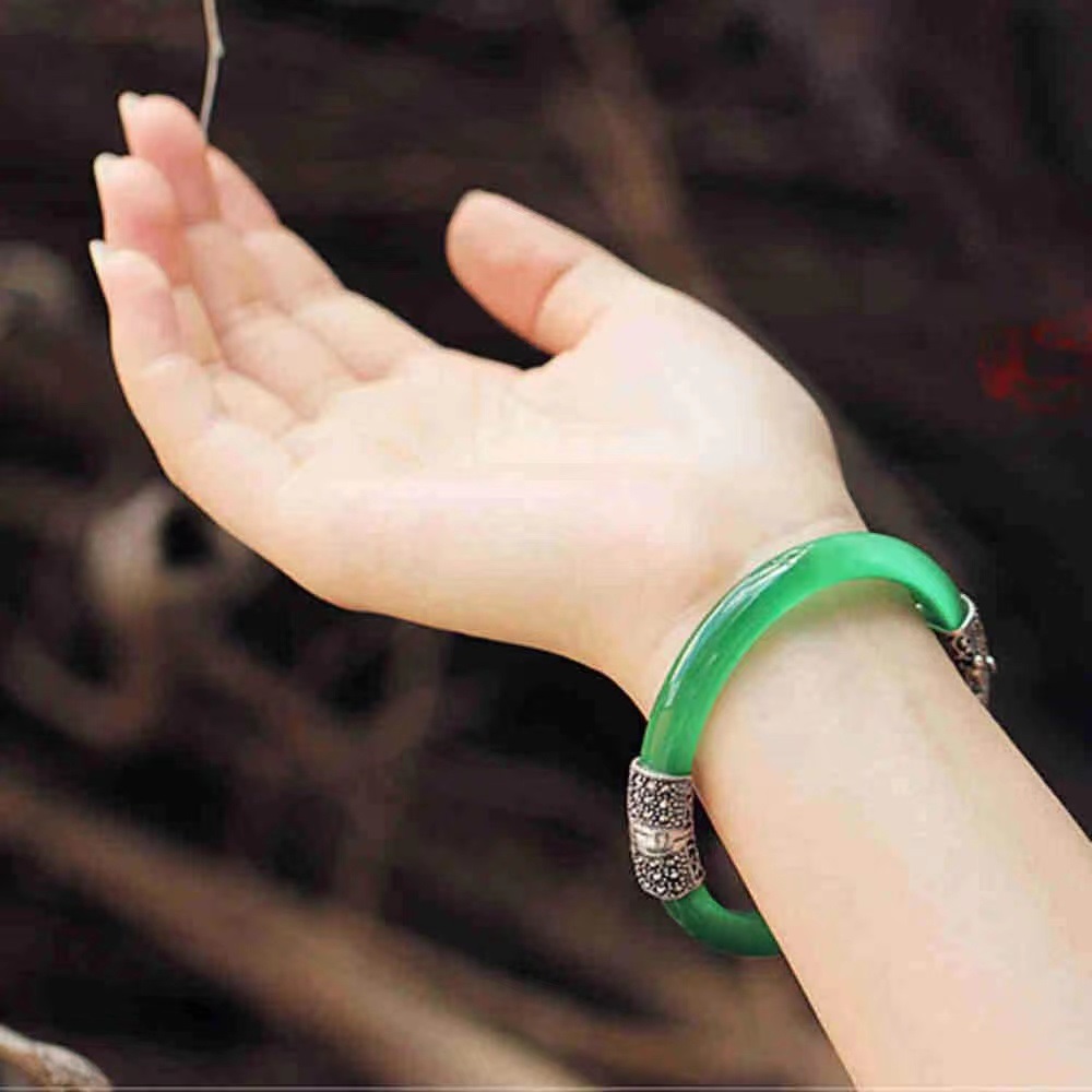 Pre - กำไลข้อมือคล้าย อวนกลิ่นละอองรัก เฉิงอี้ หยางจื่อ