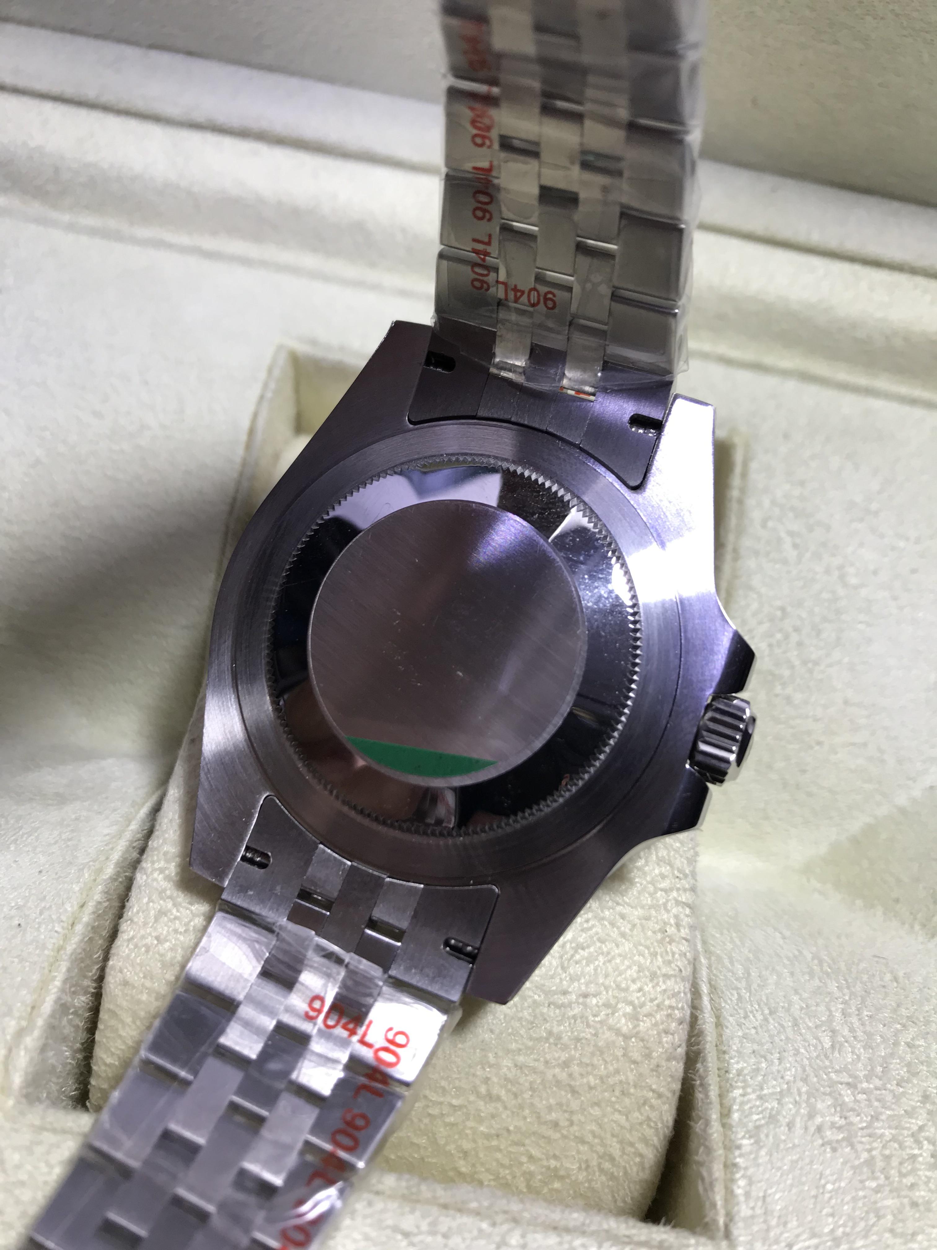 Rolex GMT-Master2 (Pepsi)