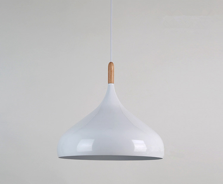 โคมไฟห้อยเพดานนอร์ดิกหัวไม้ ทรงพุ่มปลายแหลม 32 cm.