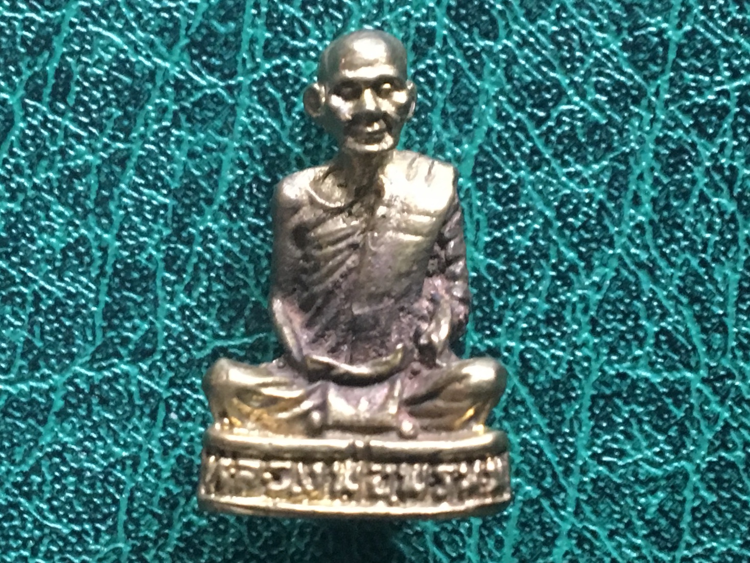 รูปหล่อหลวงพ่อ พรหม วัดช่องแค