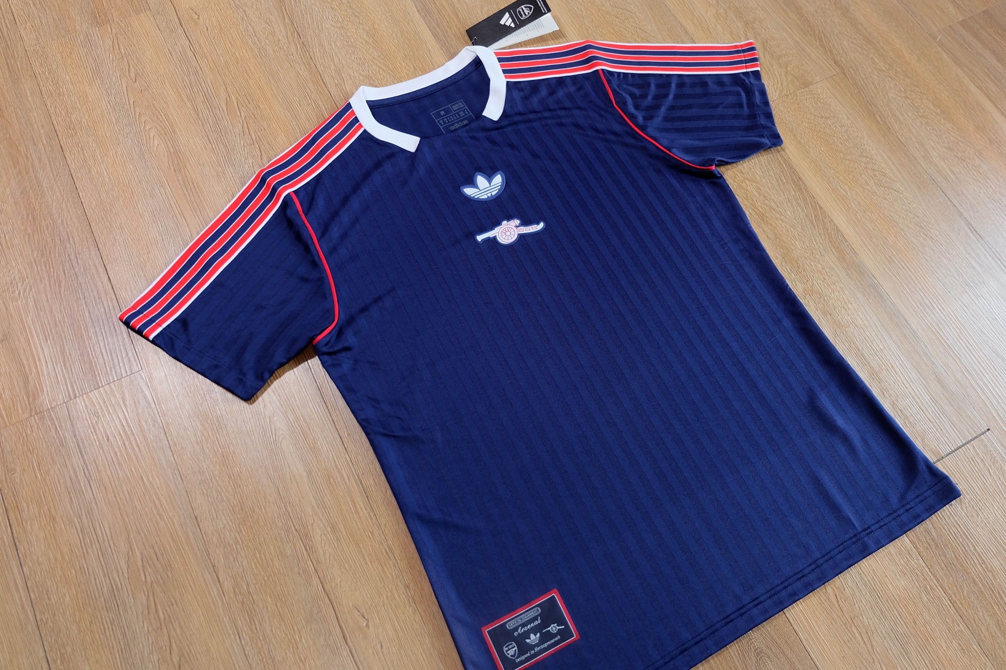 เสื้อฟุตบอลอาร์เซนอล/แมนเชสเตอร์ยูไนเต็ด ชุดซ้อม Player Edition 2025