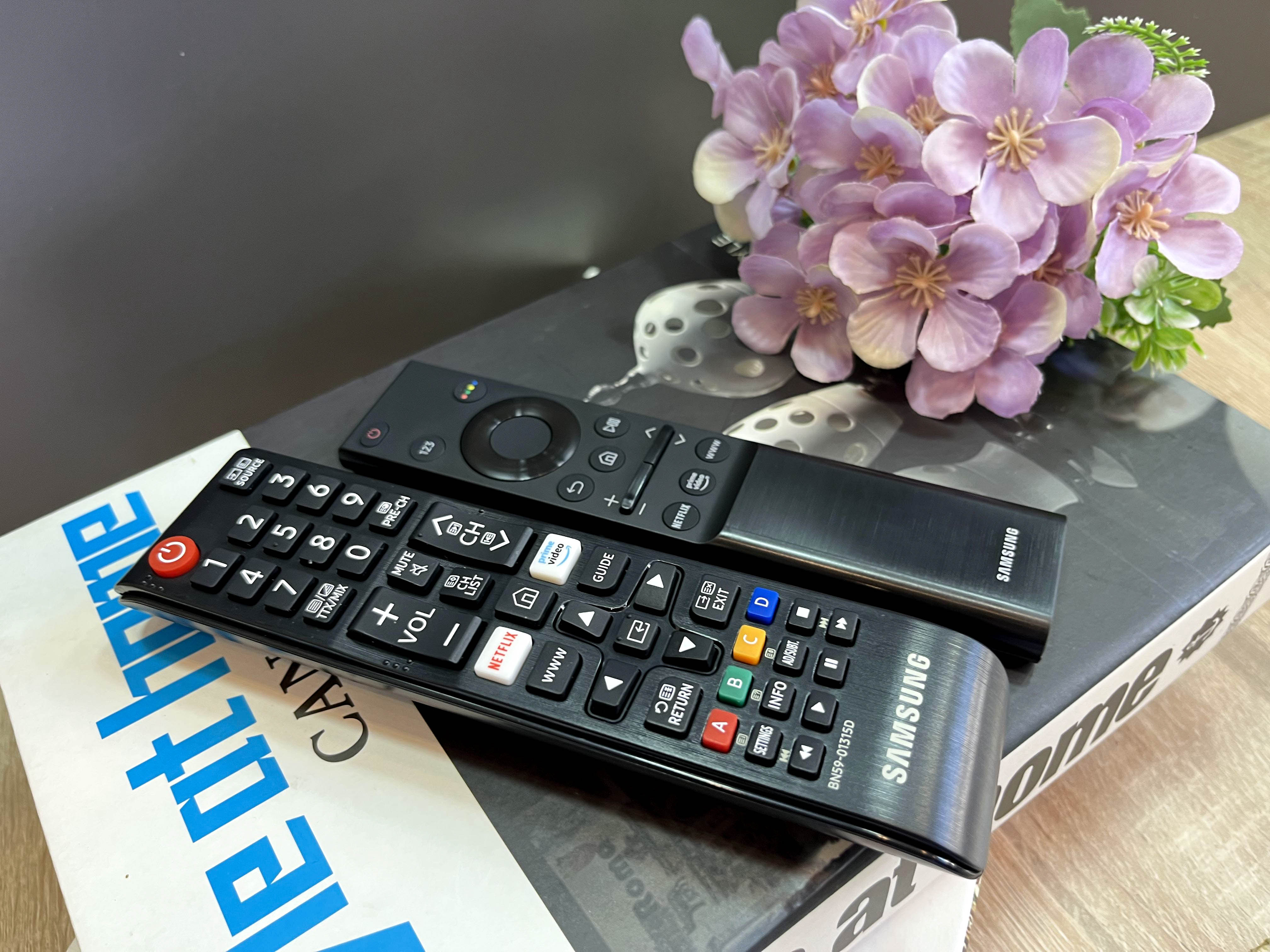 SAMSUNG Smart 4K Crystal UHD TV (43", Smart,4K) รุ่น UA43AU7002KXXT
