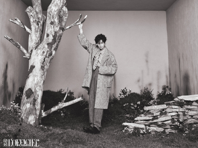 Pre - นิตยสาร L’Officiel Hommes เฉิงอี้ ChengYi 2024+การ์ดอฟช.