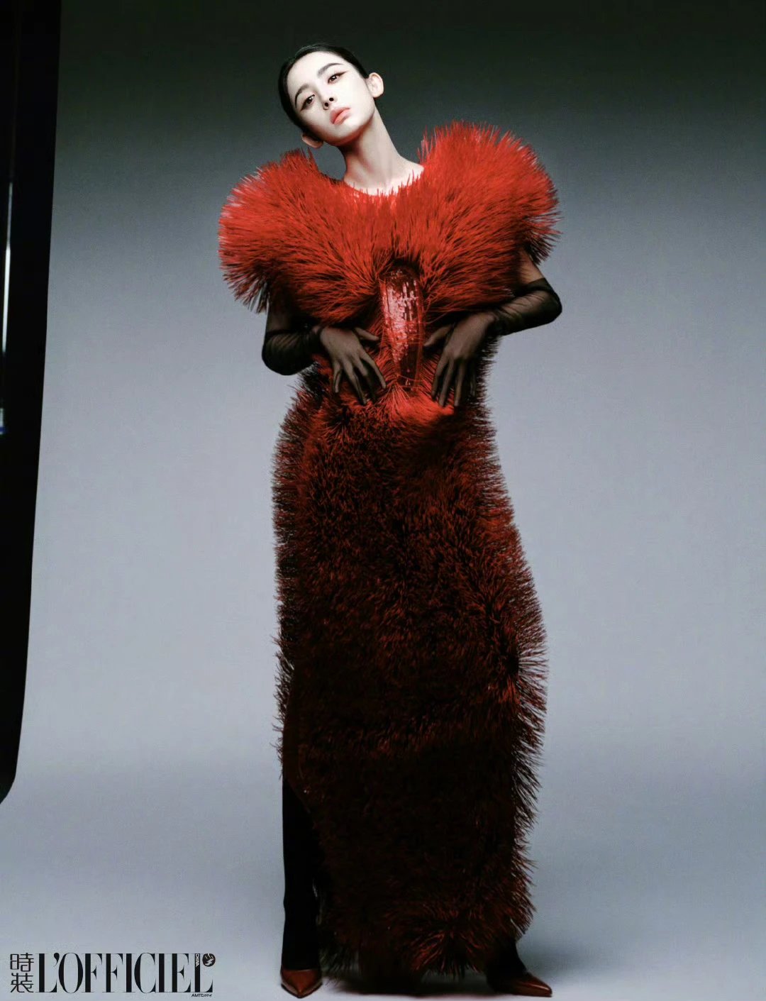 Pre - นิตยสาร L'Officiel กู่ลี่น่าจา Gulinazha 古力娜扎 2024