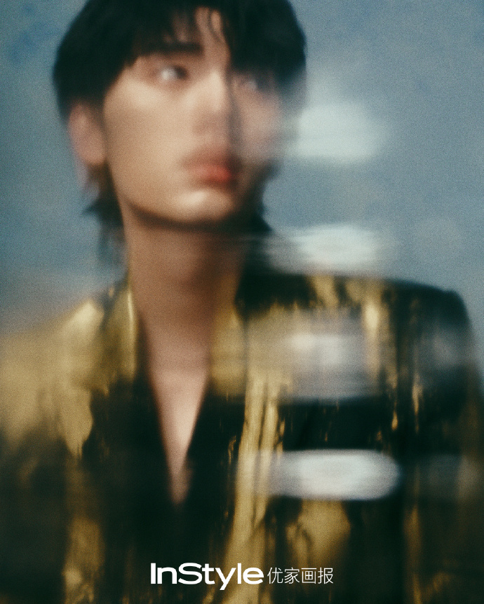 Pre - นิตยสาร InStyle โจวอี้หราน zhouyiran 2024