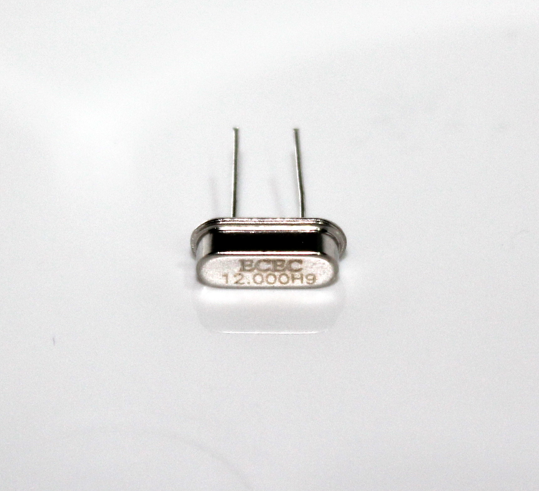 12 MHZ Crystal Oscillator