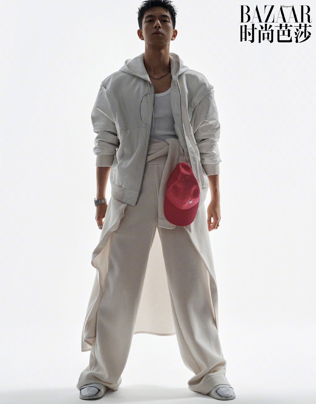 Pre - นิตยสาร BAZAAR หลี่เซี่ยน 2022