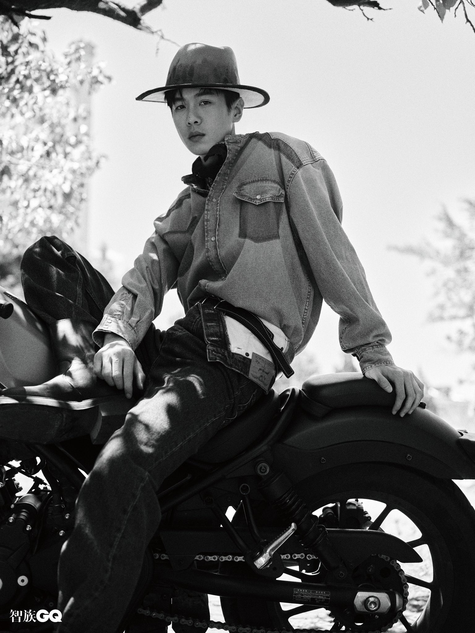 Pre - นิตยสาร GQ #ZhangRuoyun 2022/WSJ.จางรั่วหยุน 2020