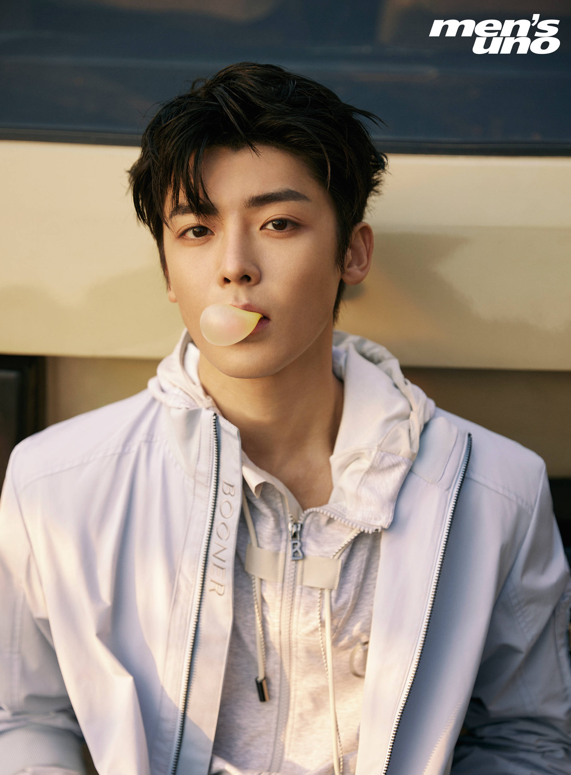 Pre - นิตยสาร Men's Uno โหวหมิงฮ่าว HouMinghao 2023+โปสเตอร์ อฟช.