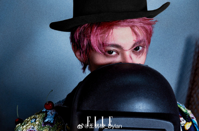 Pre - นิตยสาร ELLE หวังเห้อตี้ Dylanwang Wanghedi 2025+แถม