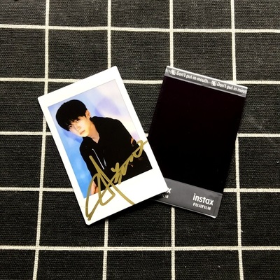 Pre - รูปถ่ายที่มีลายเซ็น ZhangJiayuan