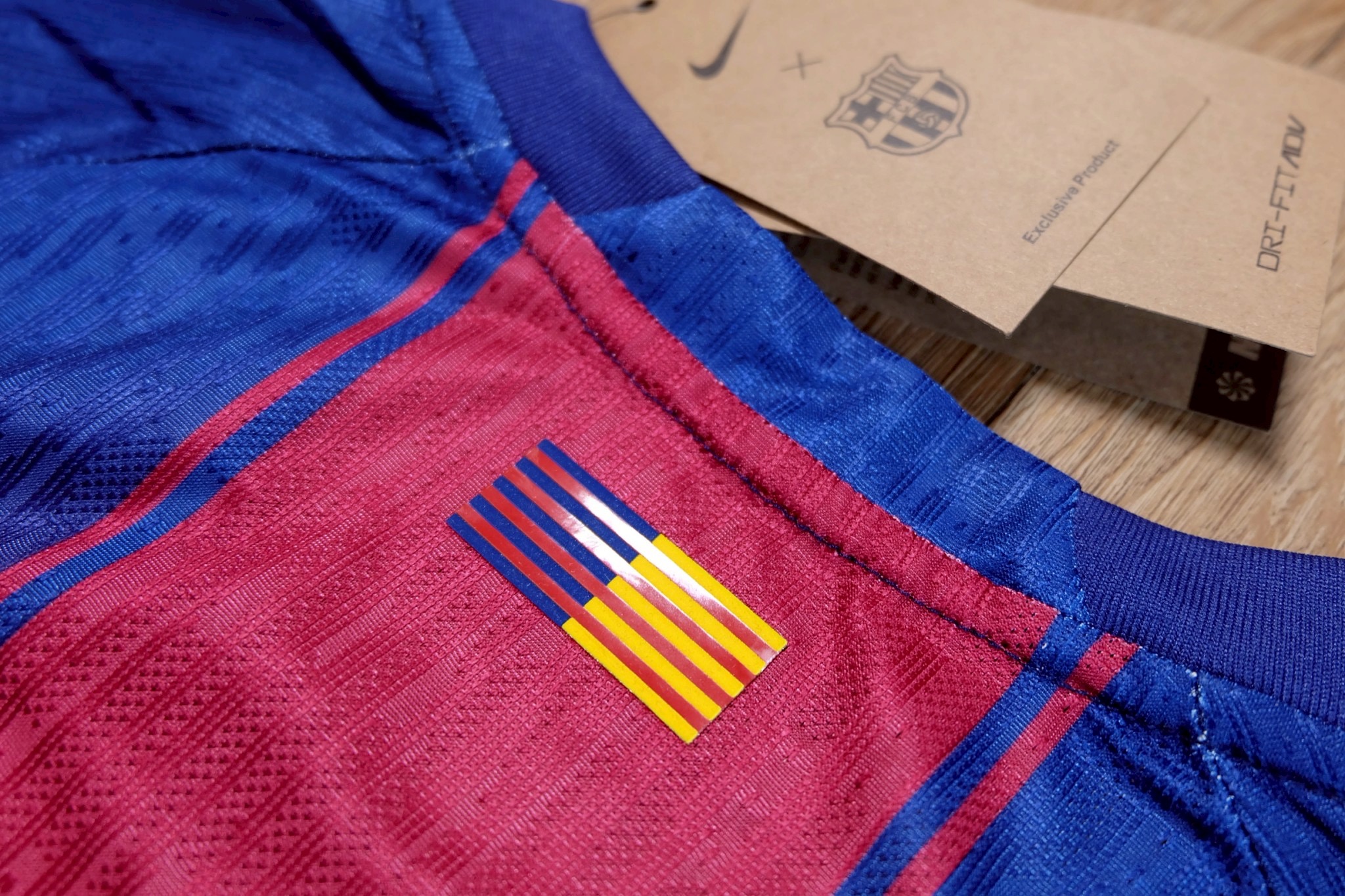 2025-26 เสื้อฟุตบอลบาซ่า เหย้า สำหรับผู้ชาย Player Edition เกรดนักเตะ Size S-2XL