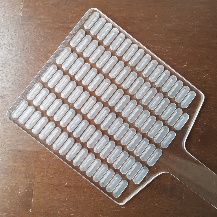 ถาดนับแคปซูล 100 แคปซูล อะคริลิคใส ถาดนับยา แผ่นนับยา ถาดนับเม็ดยา