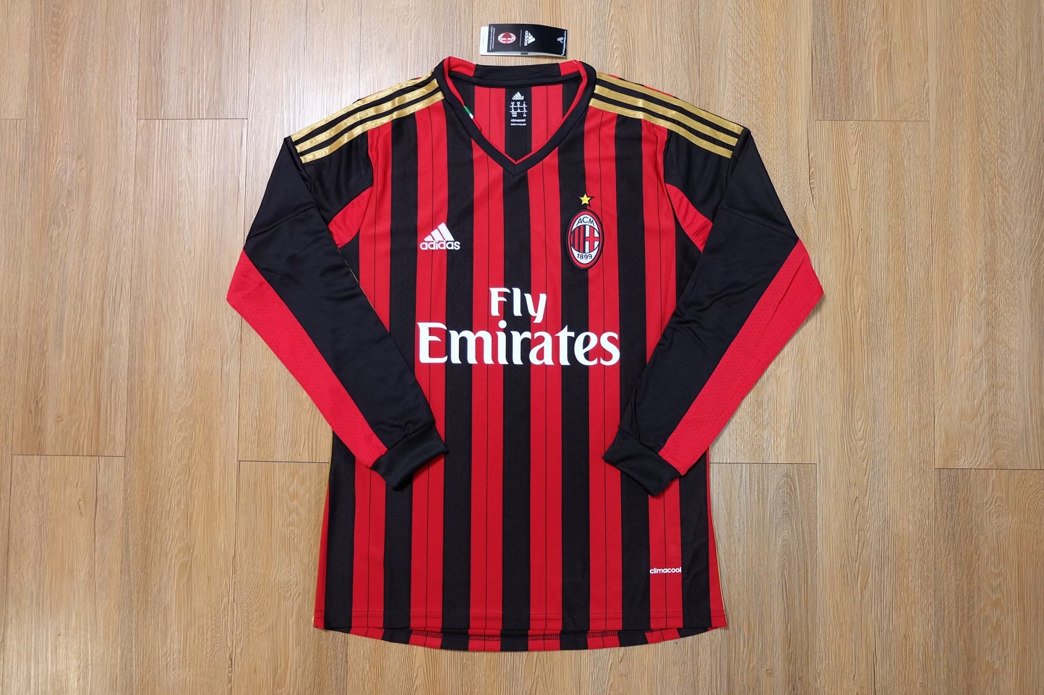 Retro เสื้อฟุตบอลเอซี มิลาน แขนยาว