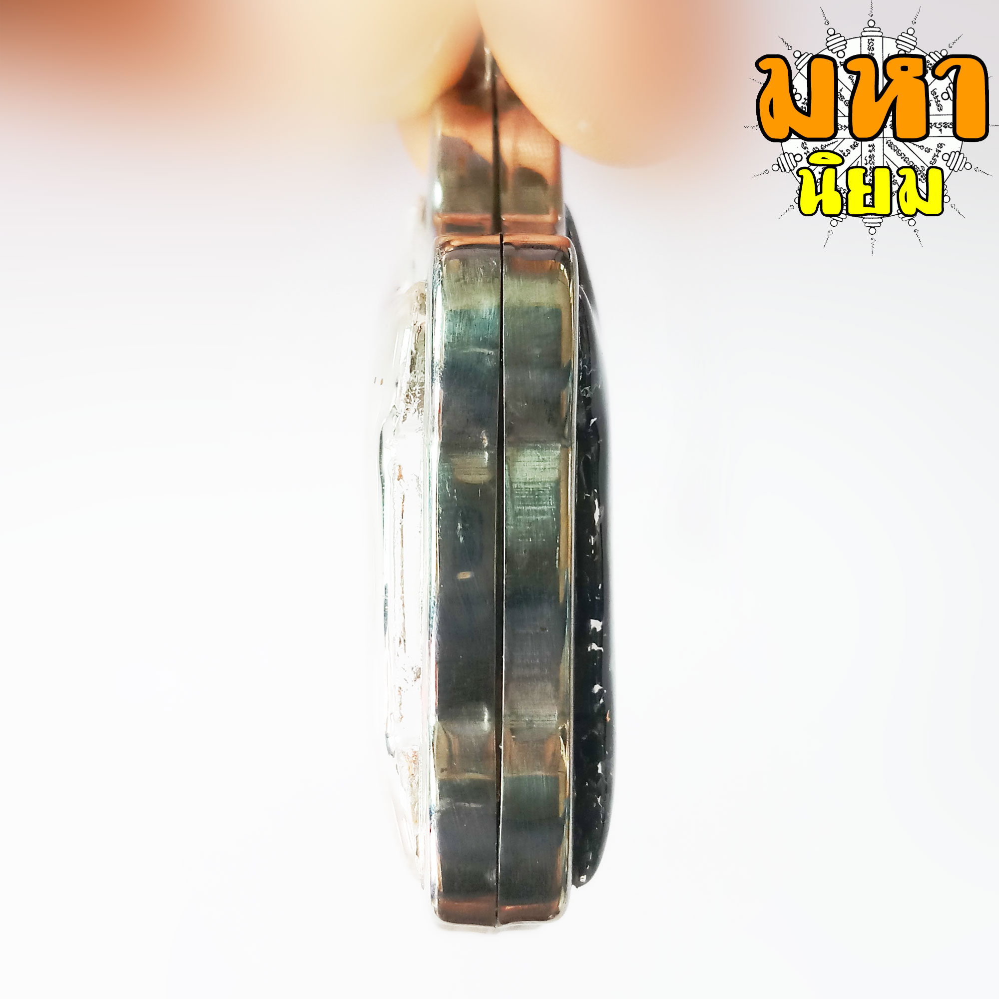 ล็อกเก็ต เจ้าพ่อยี่กอฮง ปู่ฤาษีอำนาจ ครูบาเสน่ห์ วัดเชียงขาง จ.เชียงใหม่ เลี่ยมกรอบอย่างดี