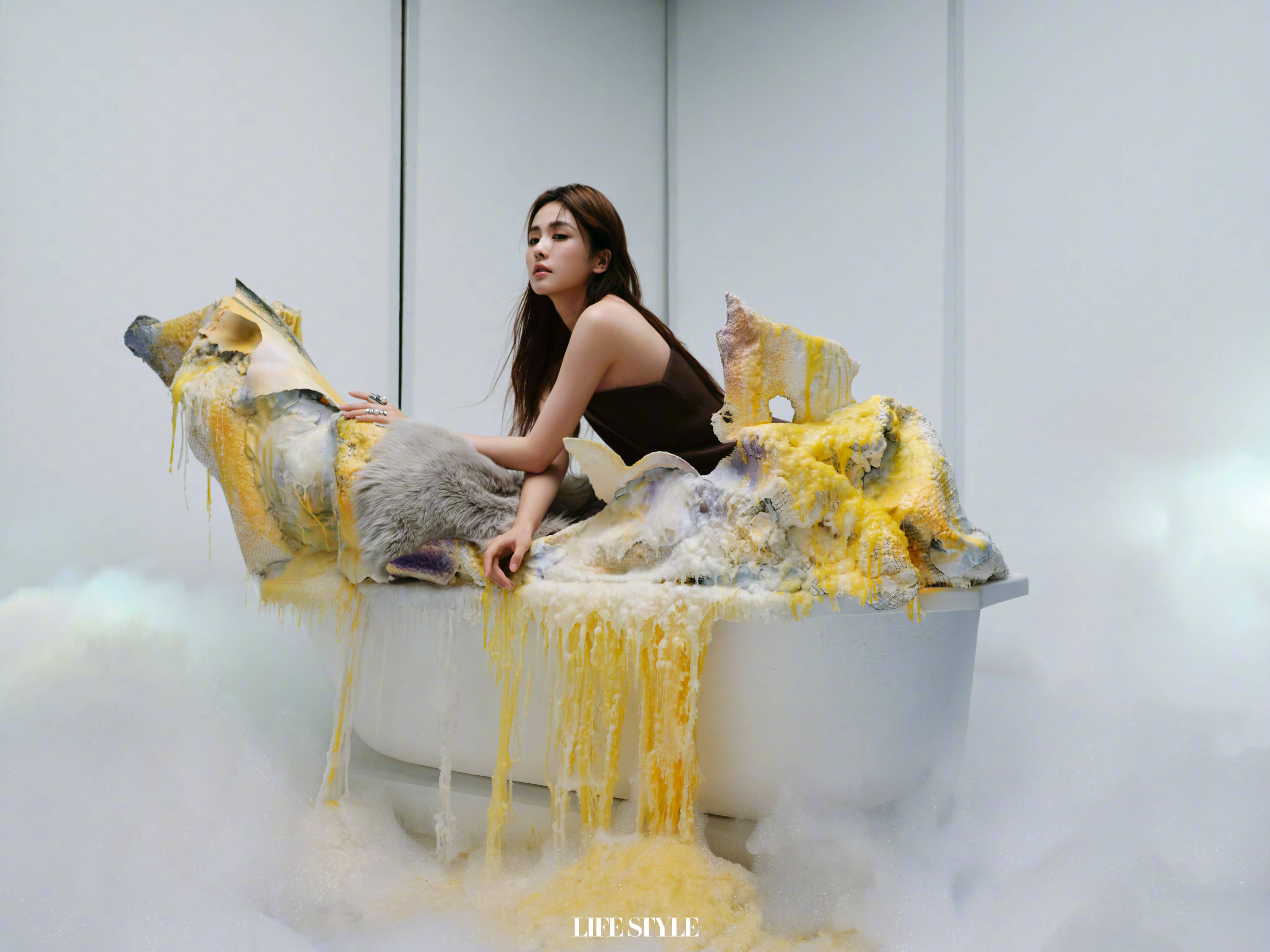 Pre - นิตยสาร Lifestyle BaiLu ไป๋ลู่ 白鹿 2022