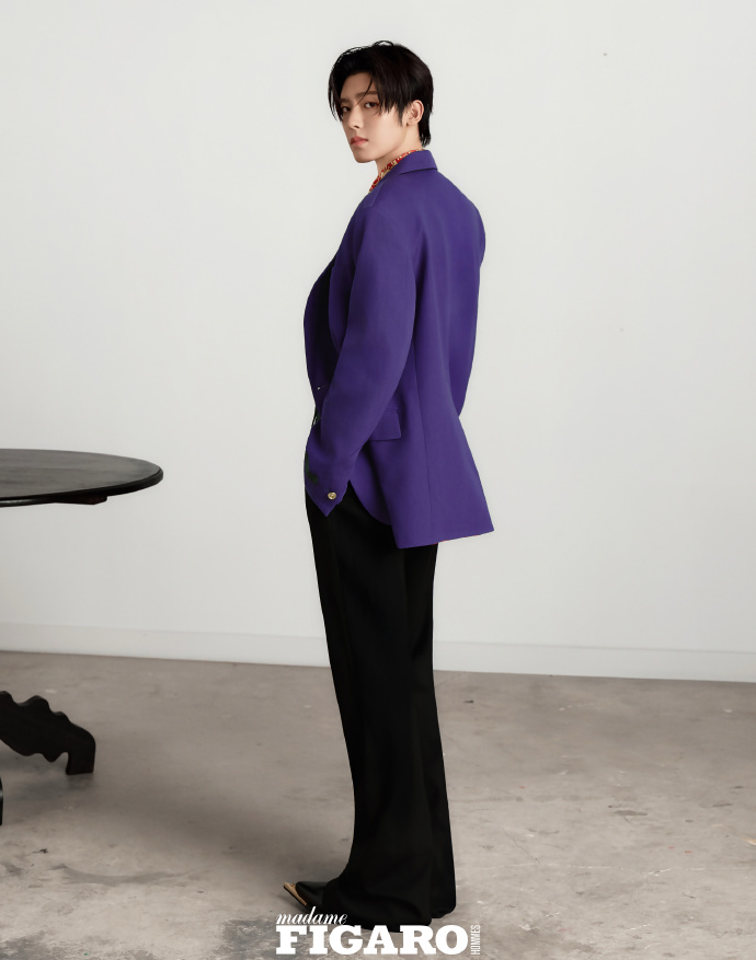 นิตยสาร Madame Figaro Hommes โหวหมิงฮ่าว 侯明昊 HouMinghao 2025+ การ์ดสุ่ม