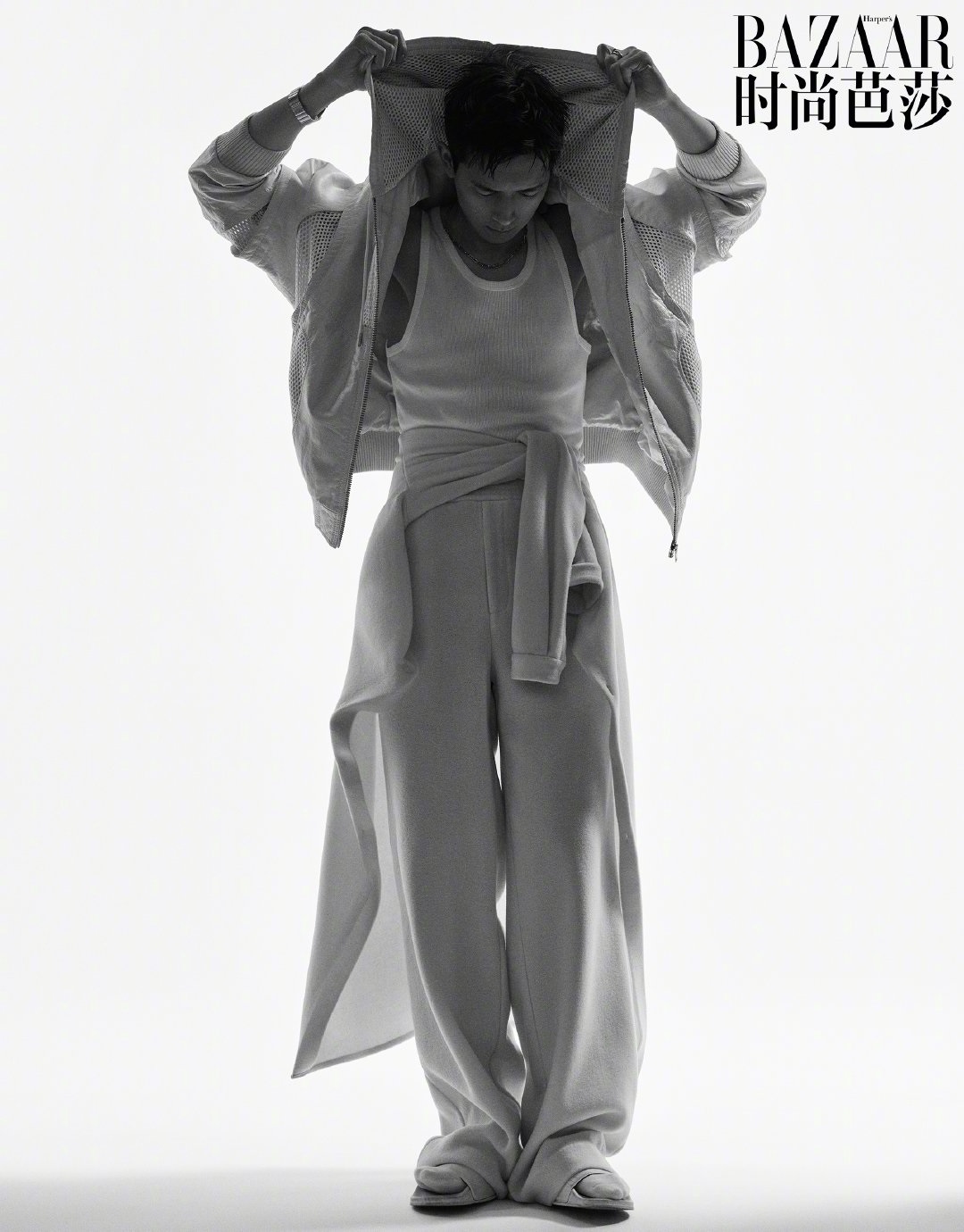 Pre - นิตยสาร BAZAAR หลี่เซี่ยน 2022