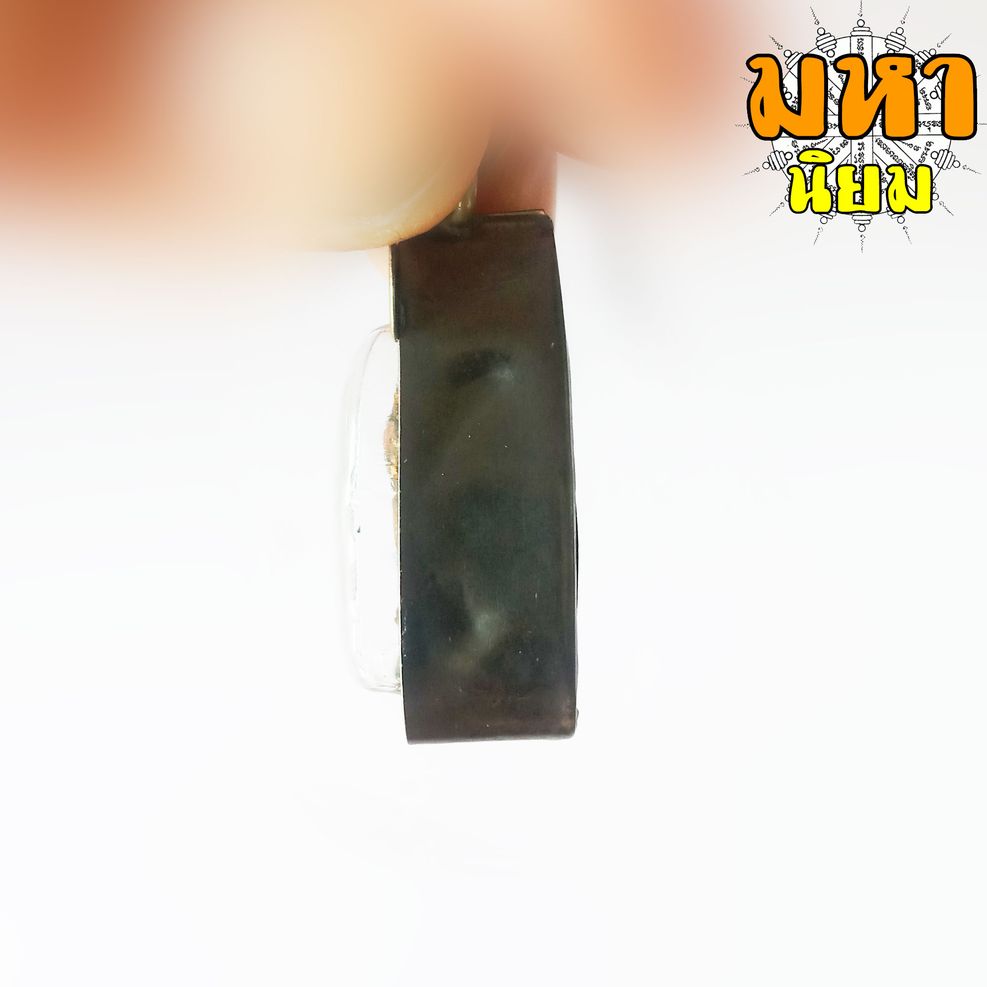 พระนางพญา พิมพ์เล็ก กรุพิษณุโลก เลี่ยมกรอบโลหะ ไม่ทราบที่มาแน่ชัด