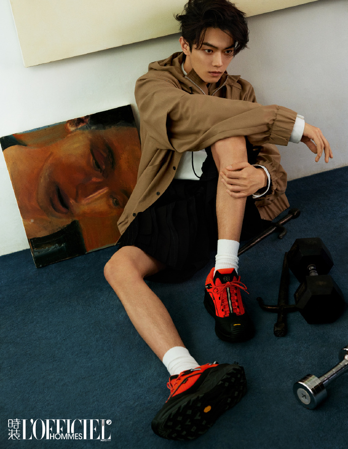 Pre - นิตยสาร L’Officiel Hommes สวีข่าย Xukai 2024