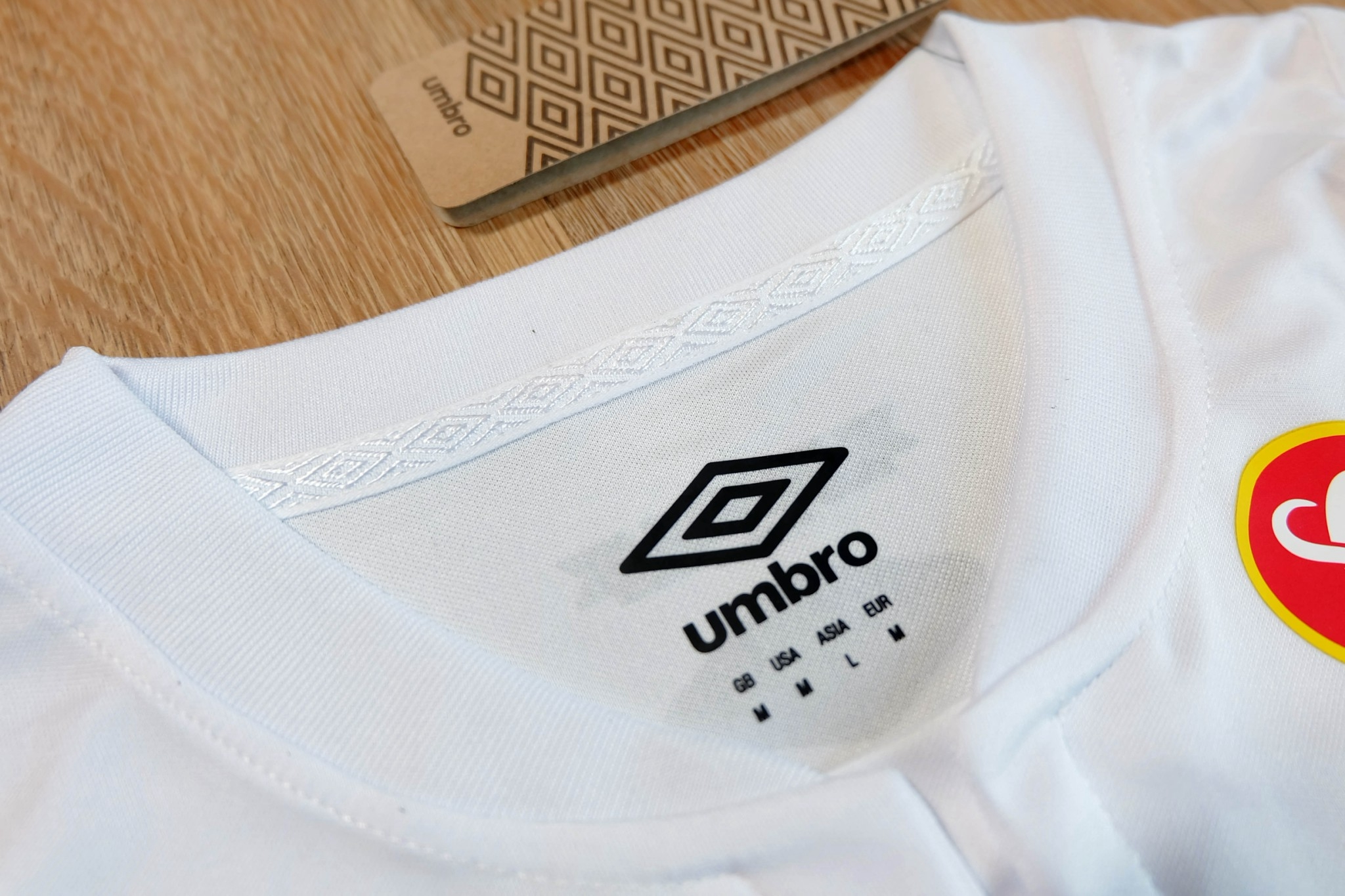 เสื้อฟุตบอล SANTOS สีขาว พร้อมชื่อ เบอร์ NEYMAY JR # 10 เกรดแฟนบอล 2025