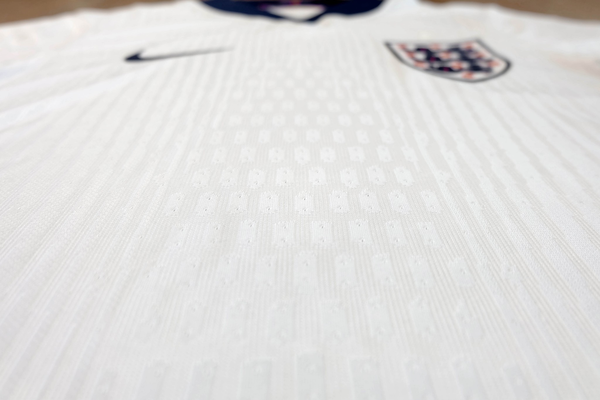 เสื้อฟุตทีมชาติทีมชาติ อังกฤษ เหย้า สีขาว เกรดนักเตะ ยูโร 2025