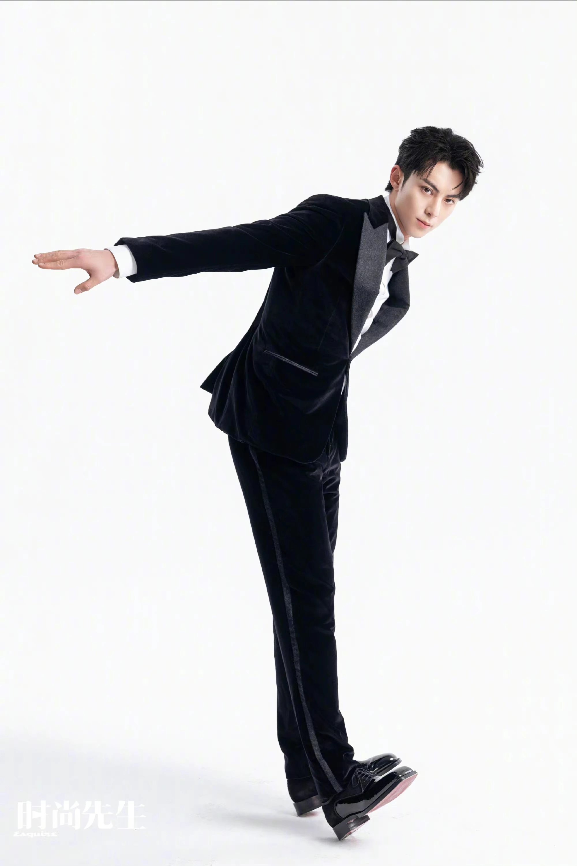 Pre - นิตยสาร Esquire หวังเห้อตี้ DylanWang 2022