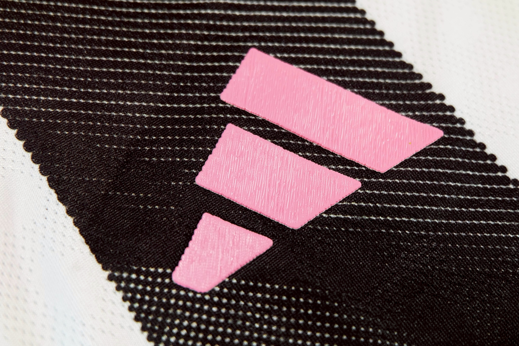 2025-26 เสื้อฟุตบอลยูเว่ฯ สีดำขาว สำหรับผู้ชาย Player Edition เกรดนักเตะ Size S-2XL