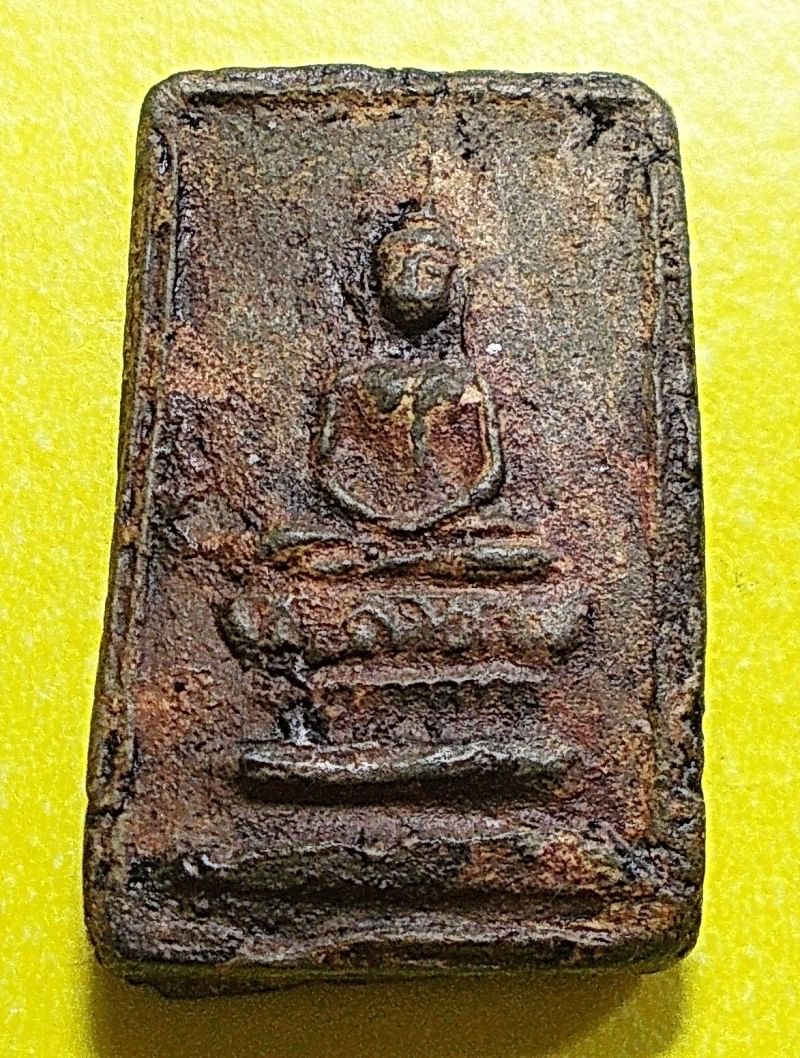สมเด็จ เนื้อผงจุ่มรัก ลป.คำวัดอัมรินทร์ ปี 2484