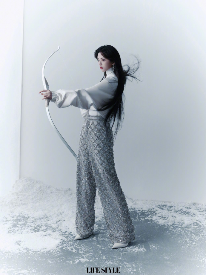 Pre - นิตยสาร Lifestyle 杨超越 หยางเชาเยว่ YangChaoyue 2024