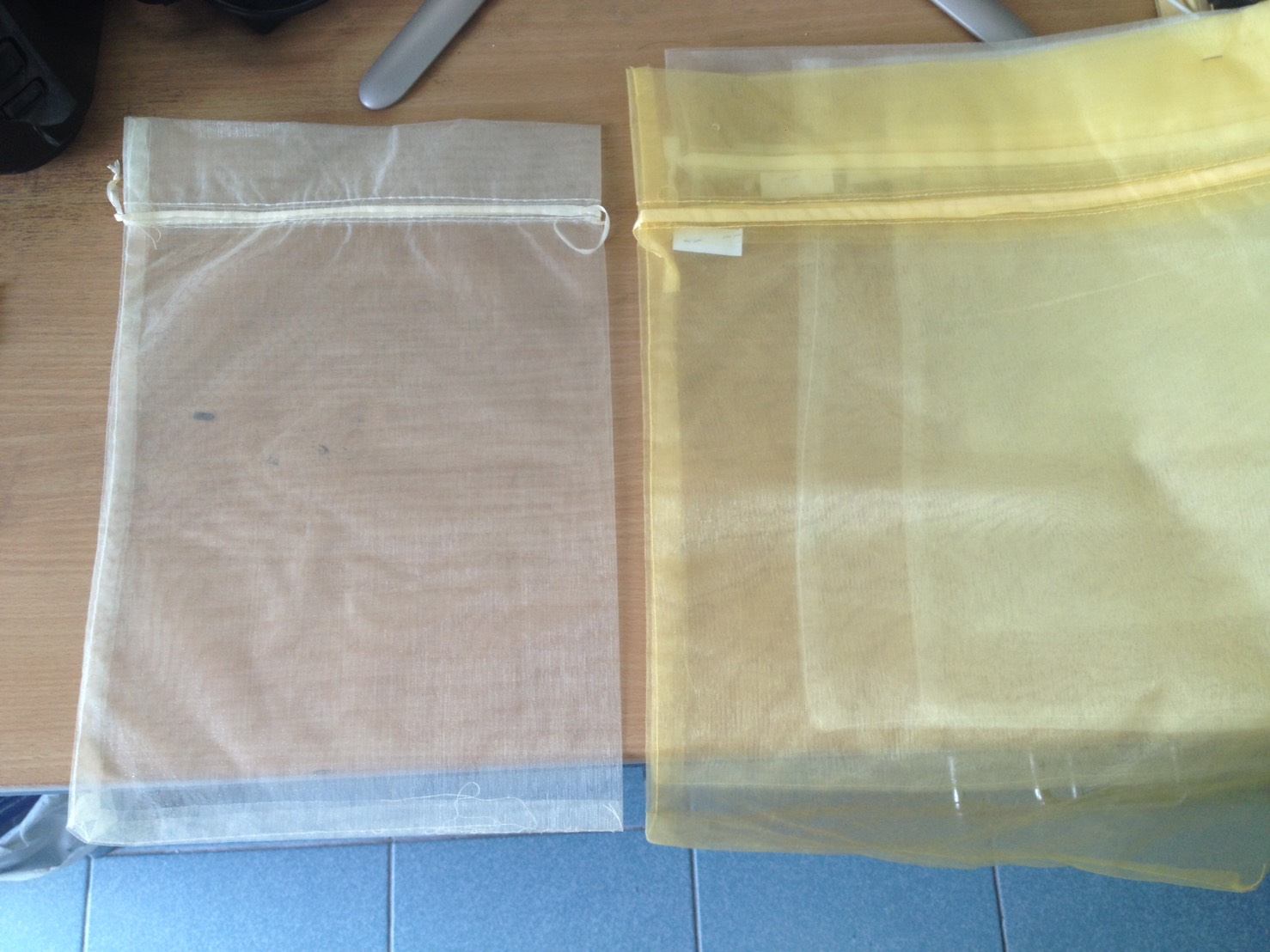 ขายยกร้อย ถุงไหมแก้ว ใส่หนังสือที่ระลึก