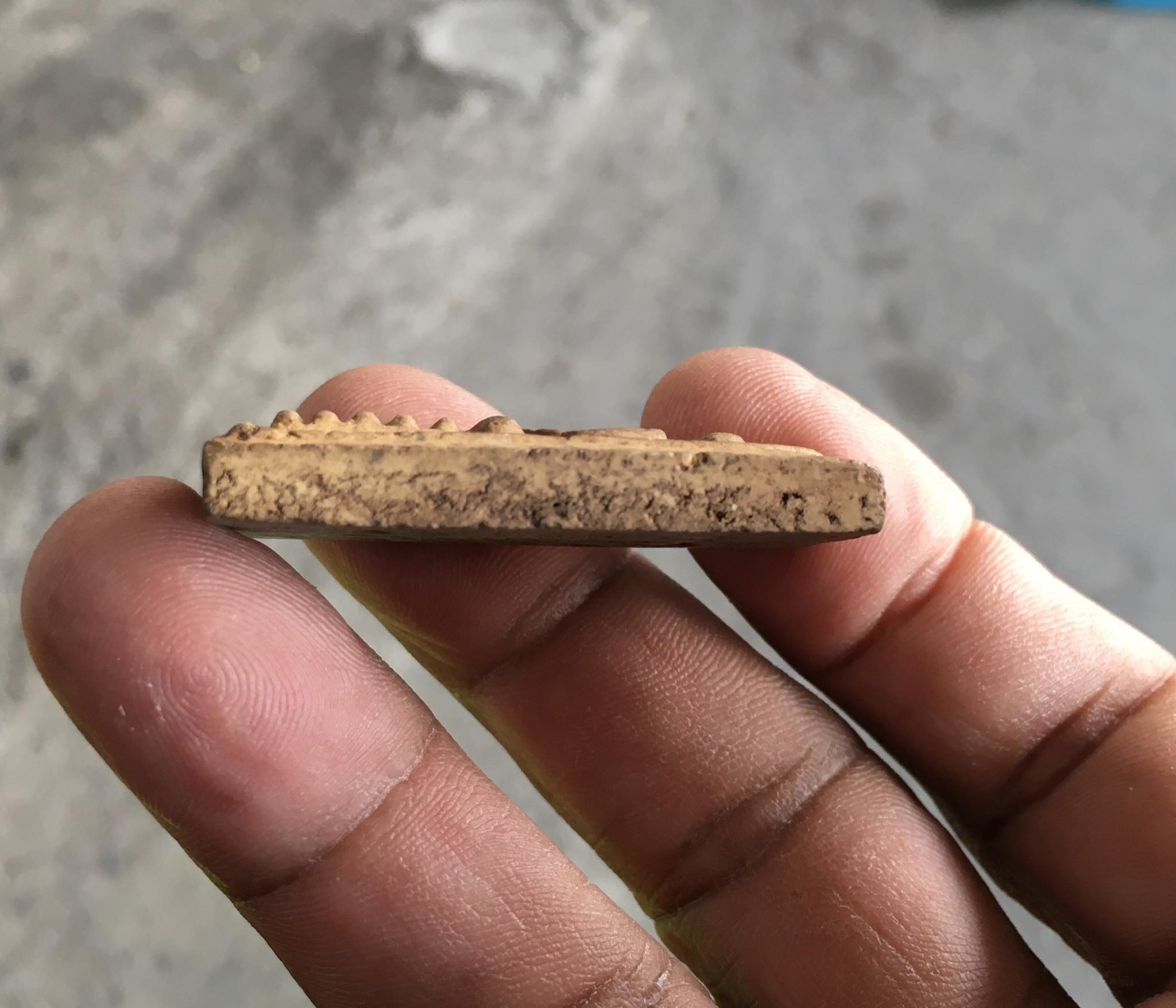 พระสมเด็จหลังยันต์ ฐานห้าชั้น เนื้อผงผสมมวลสารเก่า วัดกิ่งแก้ว จ.สมุทรปราการ