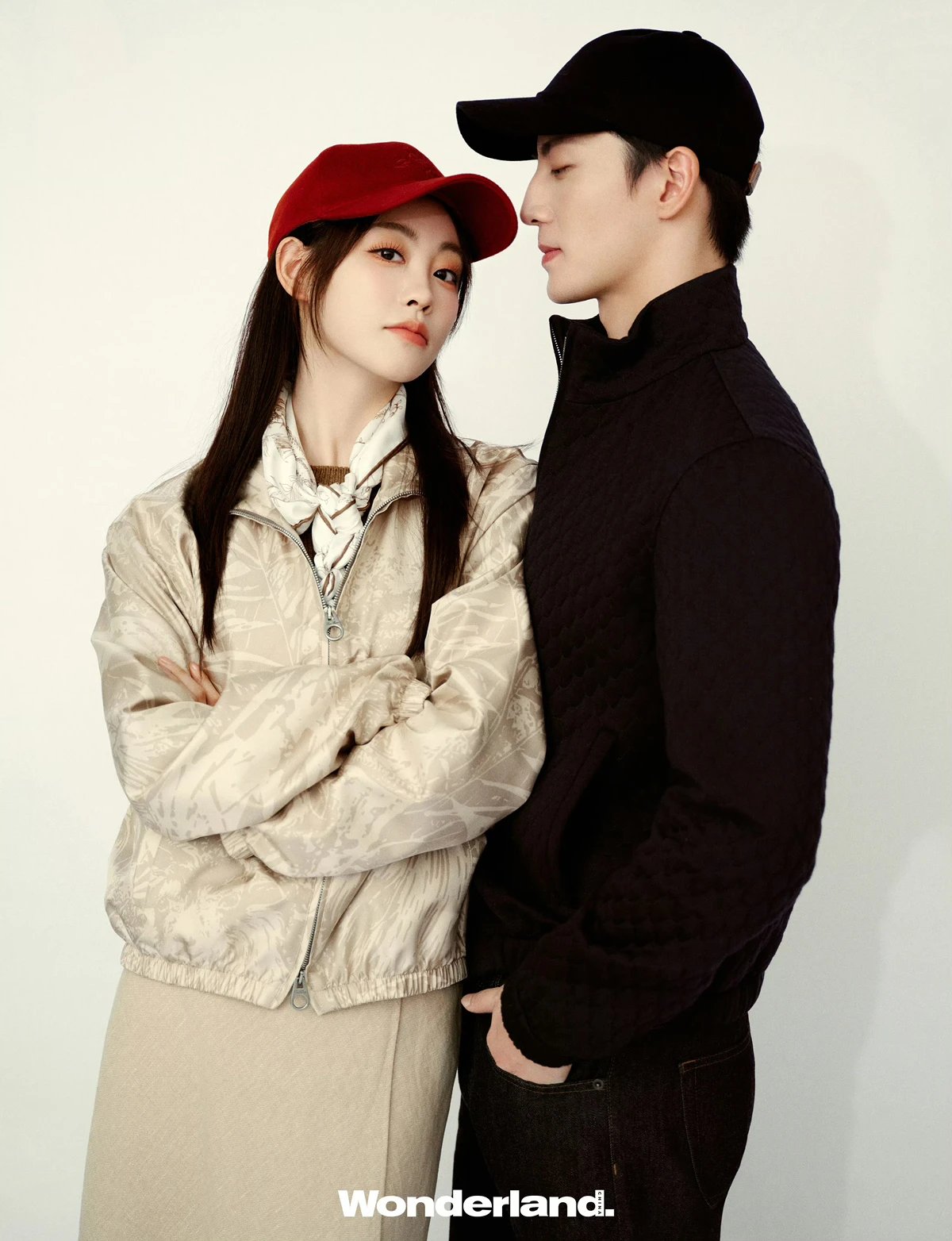 Pre - นิตยสาร Wonderland ZhuXuDan BambiZhu หยางซื่อเจ๋อ YangShiZe 2024 ดารารักนิรันดร์