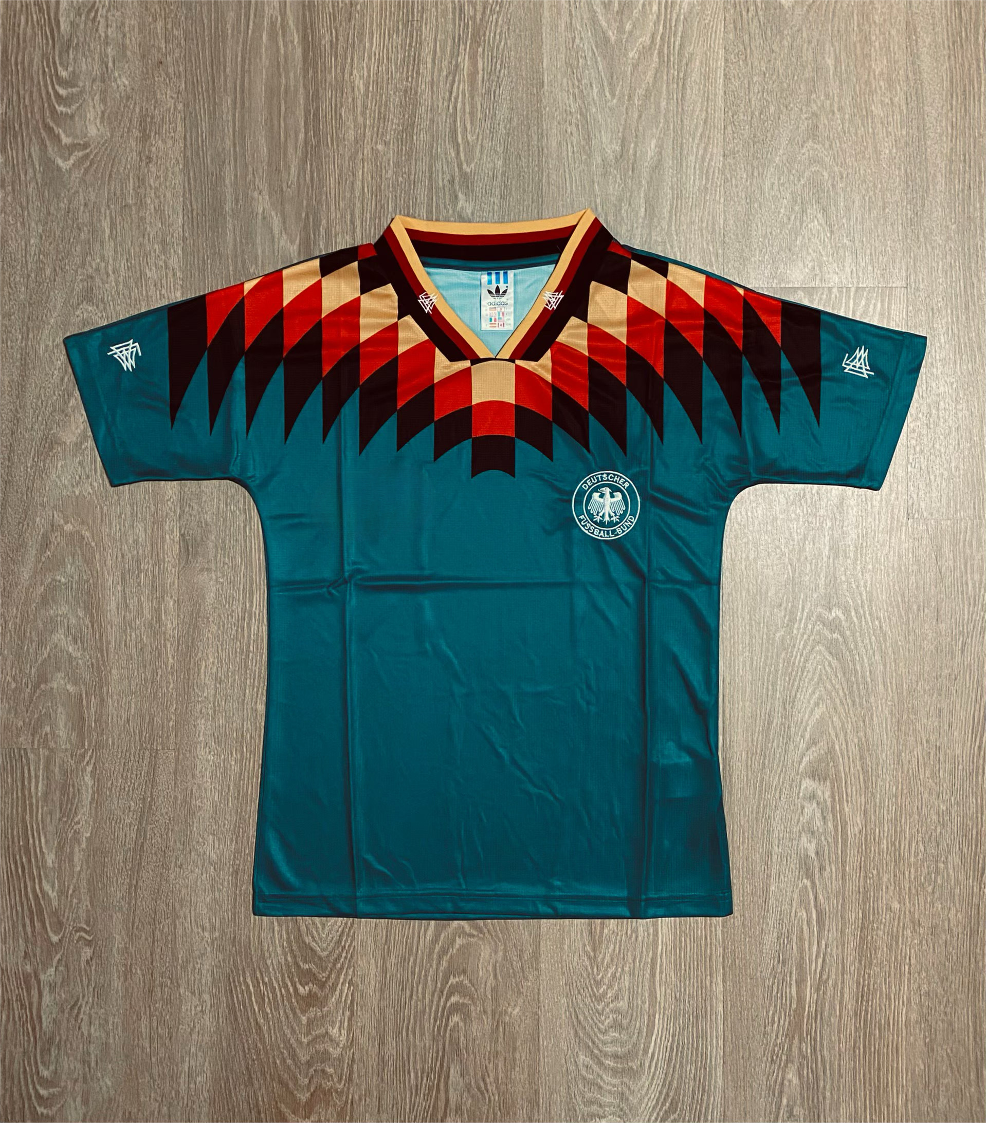 Retro เสื้อบอลย้อนยุค Vintage ทีมชาติ เยอรมัน เยือน 1994 ปีกนก German National 1994 Away