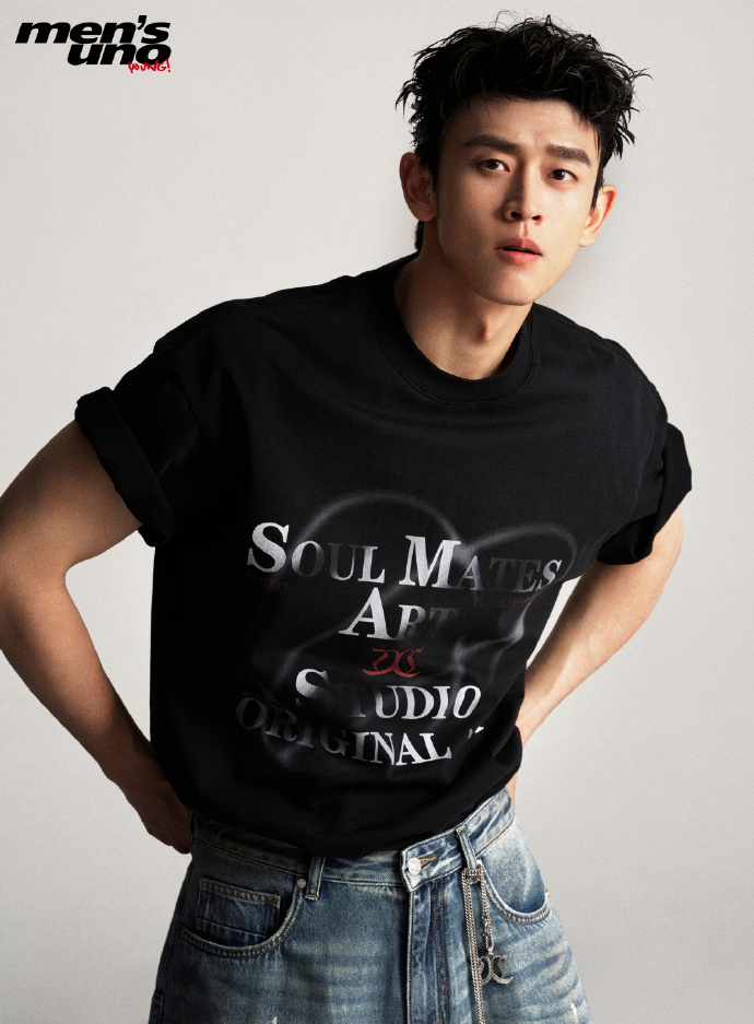 Pre - นิตยสาร Men’s Uno Young! หวังเทียนเฉิน WangTianChen 2025 +การ์ด ปลูกรักพักใจใต้ต้นมะกอกขาว