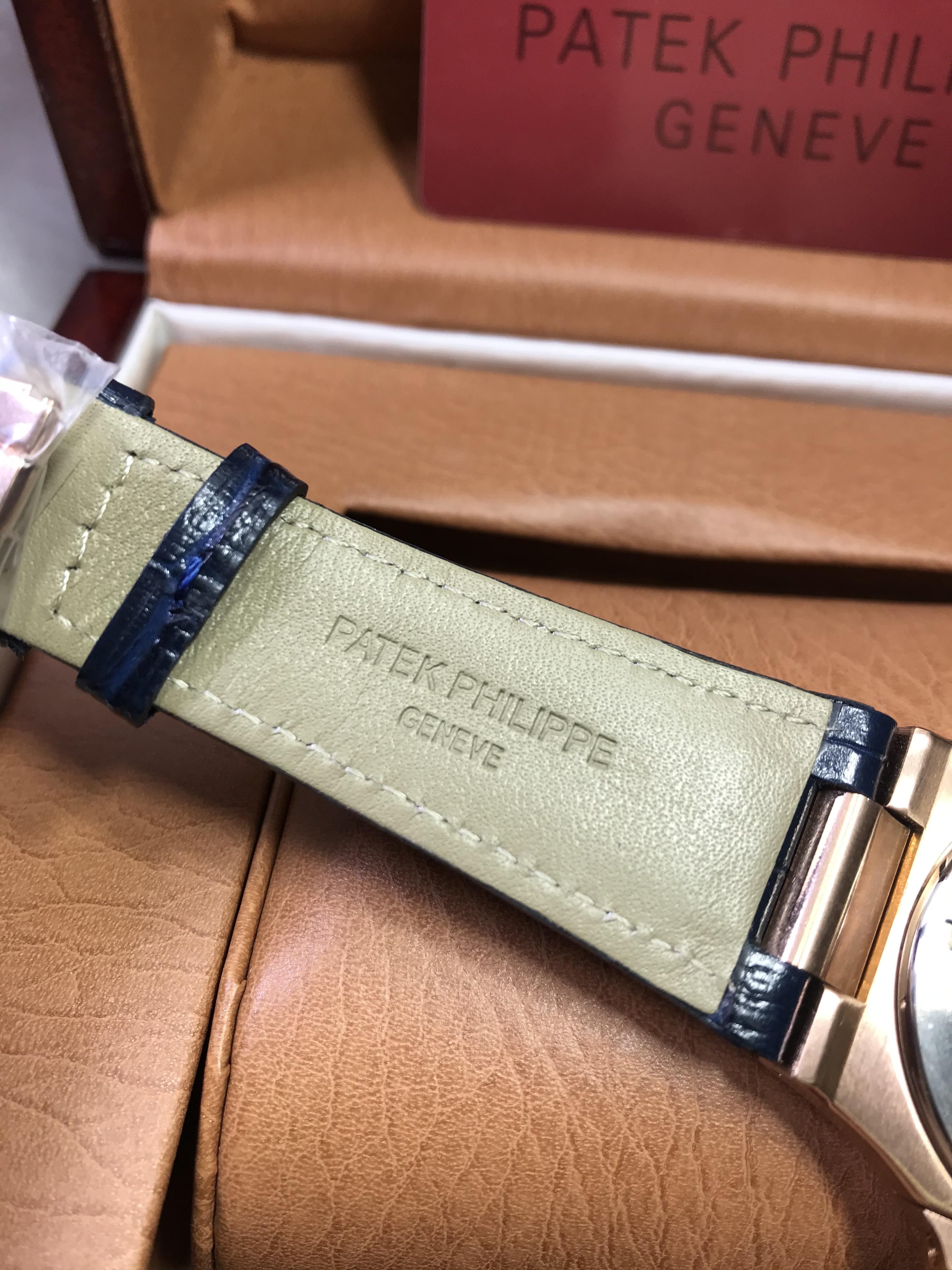 Patek Philippe Nautilus 5712R-001 (5A)
