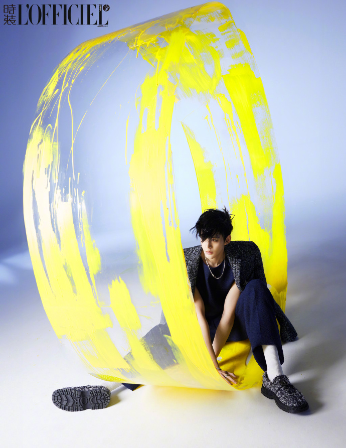 Pre - นิตยสาร L’Officiel China เติ้งเหวย DengWei 2024+ โปสเตอร์พับ