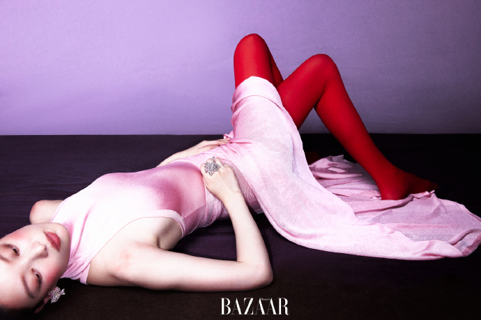 Pre - นิตยสาร Harper’s Bazaar หนีนี Nini 2024