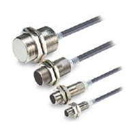 OMRON พร็อกซิมิตี้ เซนเซอร์ Cylindrical Inductive Proximity Sensor รุ่น E2E